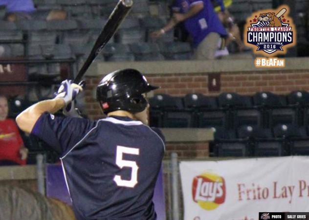 Gardner Signs Extension to Stay in Evansville