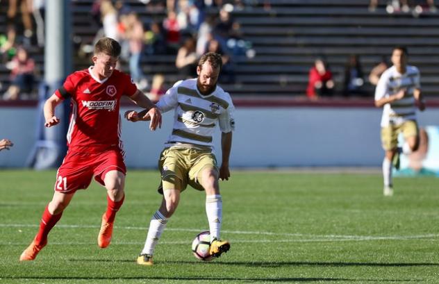 RECAP: LouCity Tops Richmond on Late Penalty to Stay Unbeaten