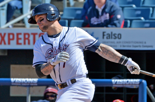 Chiefs, Red Wings Split Doubleheader Slugfest