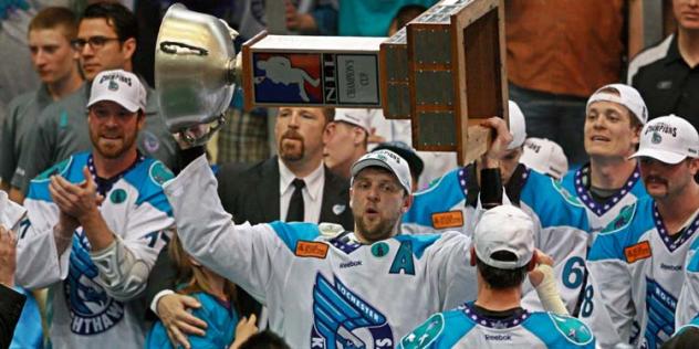 Knighthawks to Honor Mike Kirk Saturday