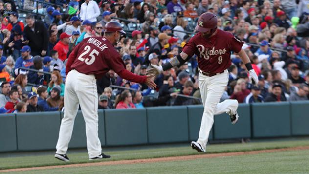 Vettleson's Four-RBI Night, Wiles' Quality Start Lift Riders to 5-3 Win