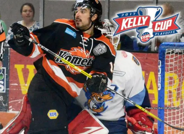 Komets Face Rival Walleye in Division Finals