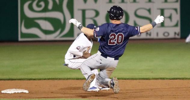 Somerset Bats Break out in 12-1 Victory over New Britain