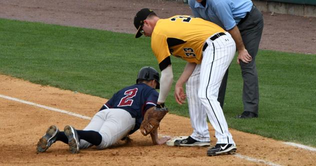Ninth-Inning Rally Lifts Somerset Past New Britain 3-2 in Series Finale
