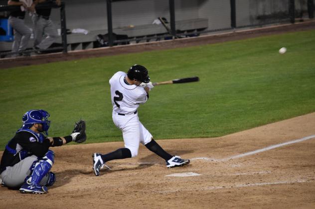 Skeeters Take Series Finale to Earn Split with Patriots