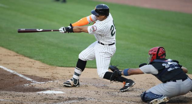 Revs Break out Bats to Take Series Finale