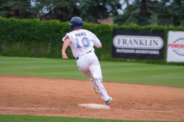 Rox Rally to Win 5-4 over Loggers