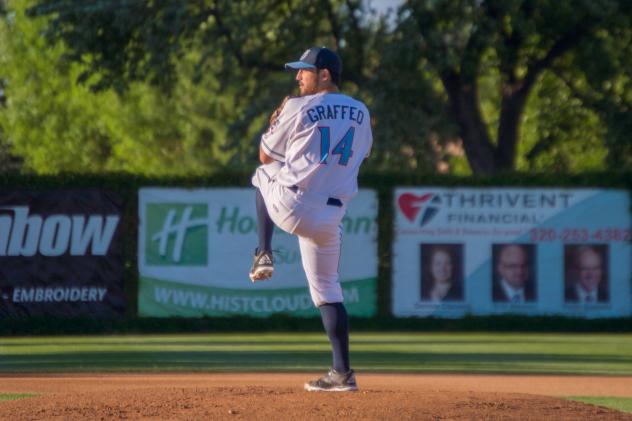 Graffeo Dazzles as Rox 4 Hit Stingers in 3-1 Win