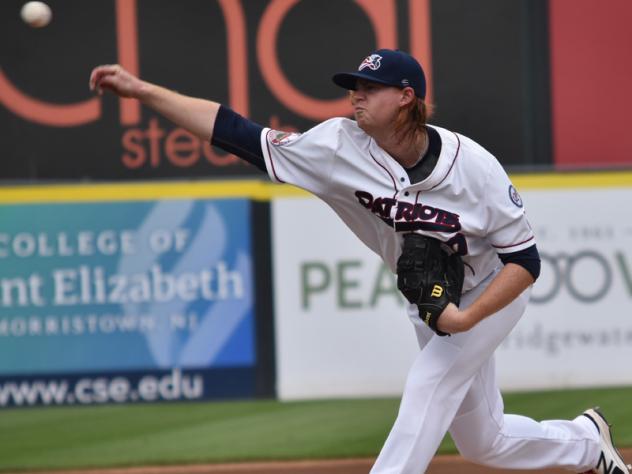 Bees Double up Patriots with 4-2 Win