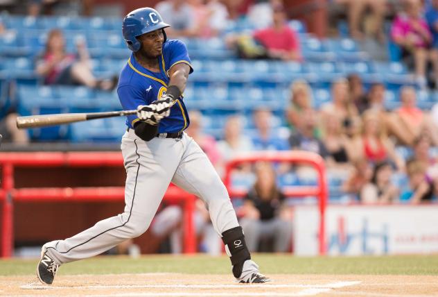 Canaries Fall to RailCats, 5-4, in 10 Innings