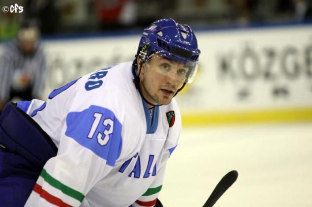 Veteran Dicasmirro Inked by Thunder