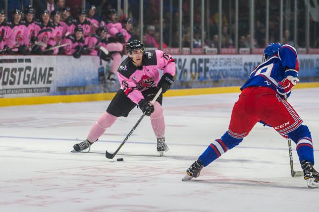 Stars Battle Back, Take 4-2 Win over Bucs