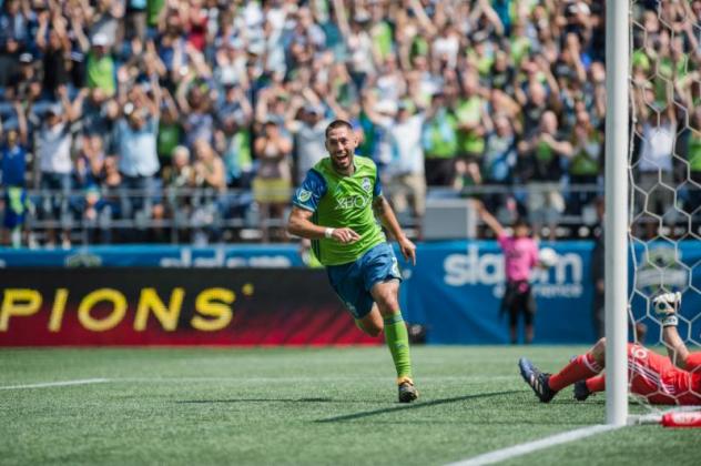 Clint Dempsey Named 2017 MLS Comeback Player of the Year