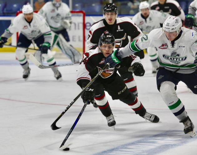 Giants Stun the T-Birds