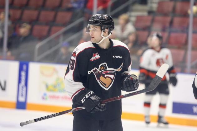 Giants Earn Fourth Straight Win