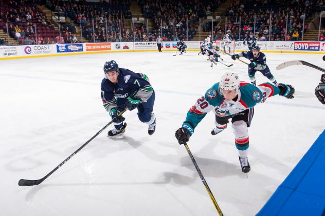 Rockets Look for Another Friday Night Win against the T-Birds, Return Home to Face Royals