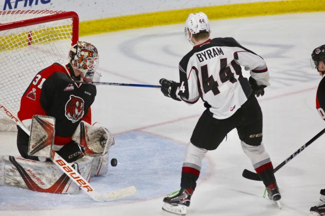 Giants Wrap up Home Stand with a 5-4 Victory over Medicine Hat