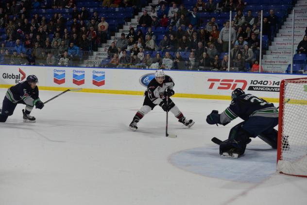 Ty Ronning of the Vancouver Giants Scores against the Seattle Thunderbirds