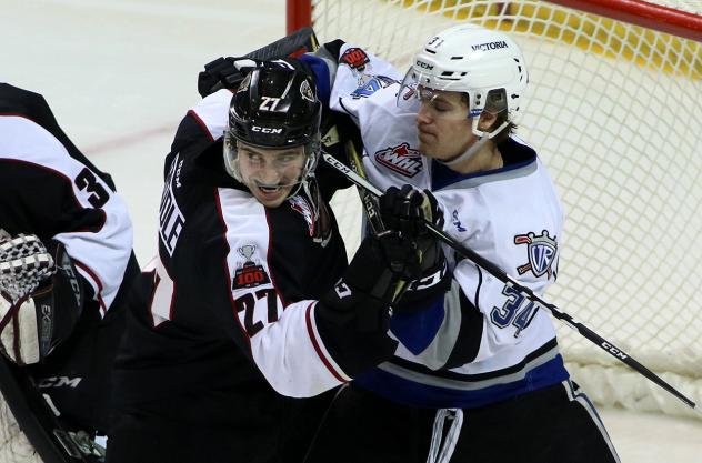 Vancouver Giants and Victoria Royals Fight