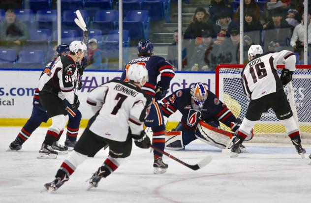 Vancouver Giants Right Wing Davis Koch eyes the Kamloops Blazers goal