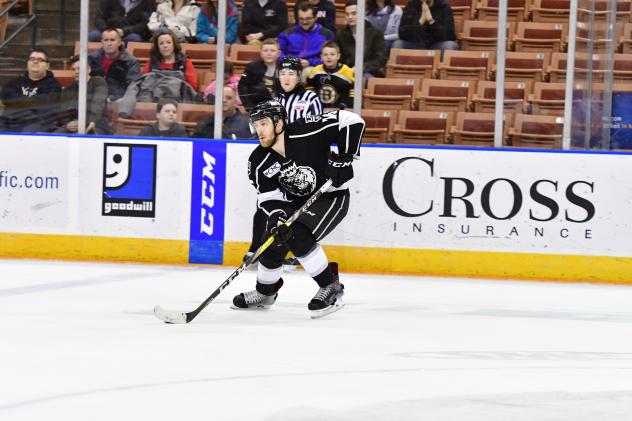 Zac Lynch of the Manchester Monarchs