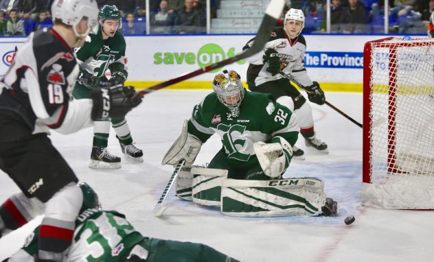 Vancouver Giants stymied by the Everett Silvertips