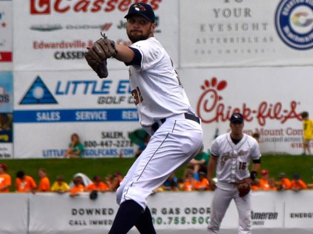 Right-Handed Pitcher Vince Molesky with the Gateway Grizzlies