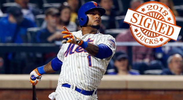Infielder Jordany Valdespin with the New York Mets