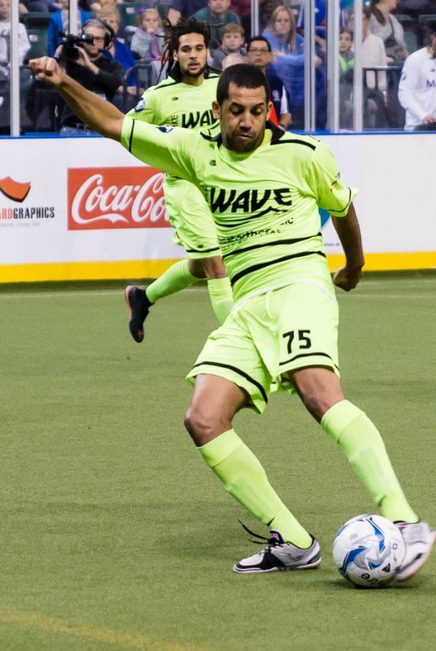 Milwaukee Wave Defender Jonathan Santos controls the ball