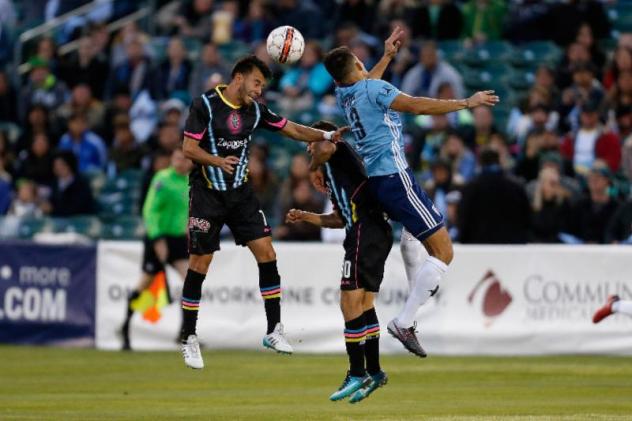 Las Vegas Lights FC Midfielder Carlos Alvarez vs. Fresno FC