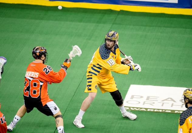 Jesse King of the Georgia Swarm vs. the Buffalo Bandits