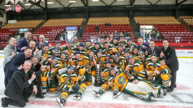 University of Alberta Golden Bears celebrate 2018 U SPORTS Cavendish Farms University Cup