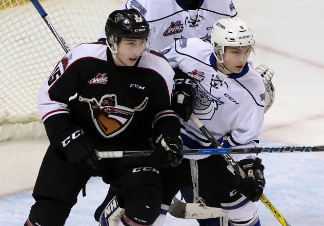 Vancouver Giants Left Wing Hardy Owen vs. the Victoria Royals