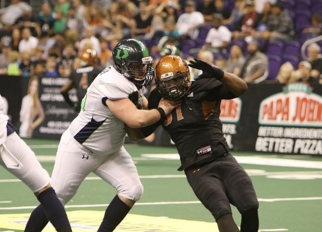 Arizona Rattlers fight around a Nebraska Danger blocker