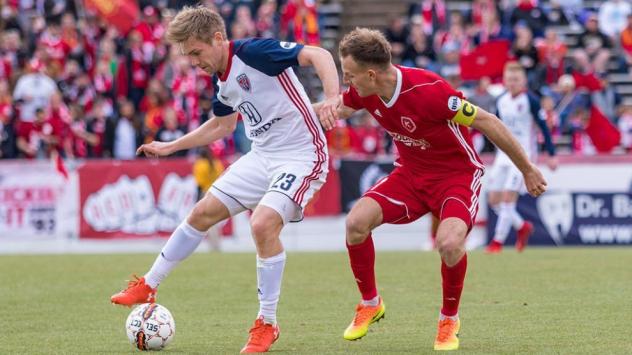 Indy Eleven Midfielder Zach Steinberger in action against the Richmond Kickers