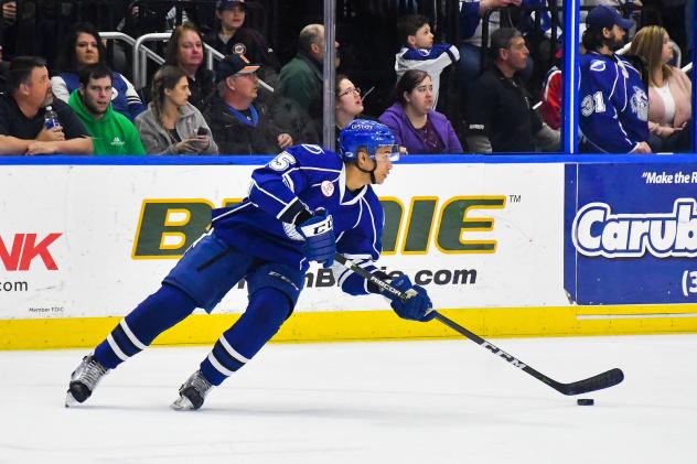 Daniel Walcott of the Syracuse Crunch