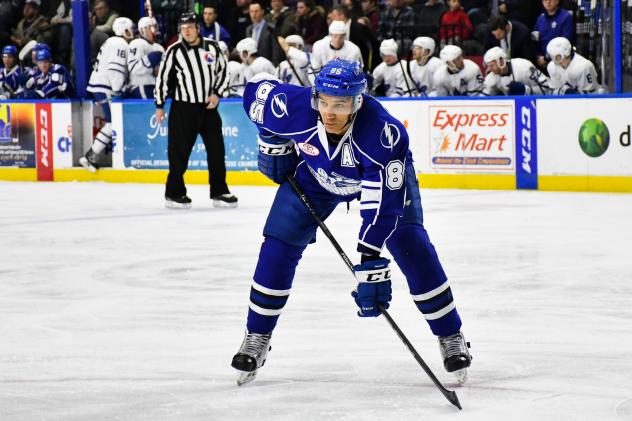 Daniel Walcott of the Syracuse Crunch