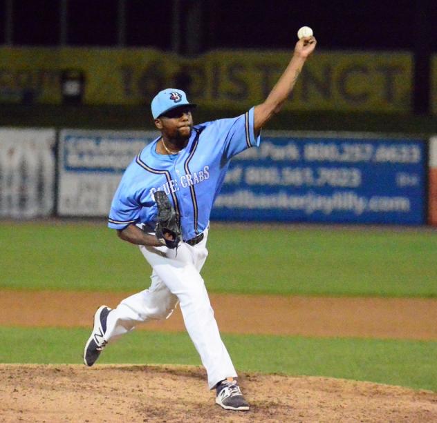 Pitcher Robert Carson with the Southern Maryland Blue Crabs