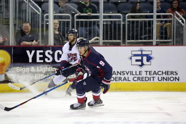 Evansville ThunderBolts Center Nick D'Avolio