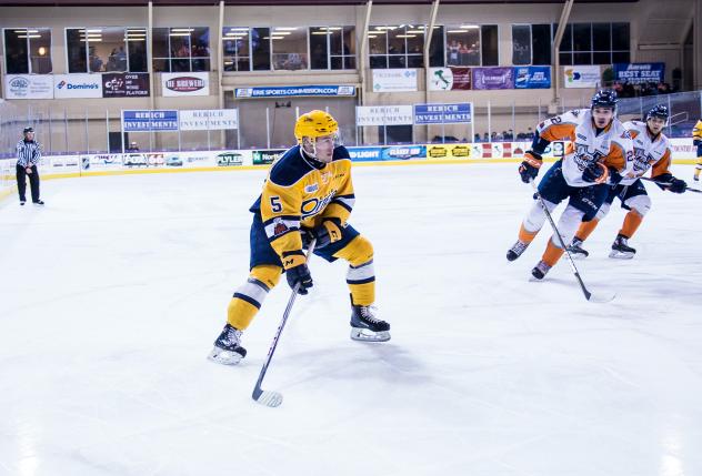 Erie Otters Defenseman Aidan Timmermans vs. the Flint Firebirds