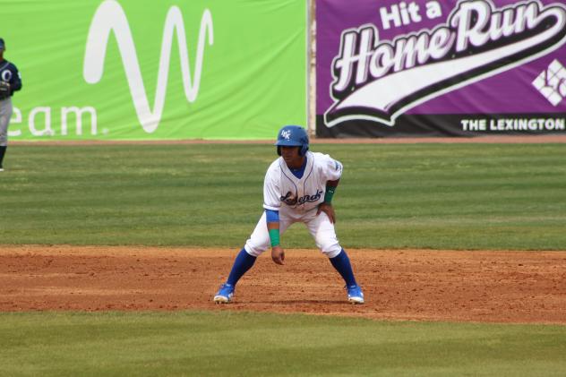 Ricky Aracena of the Lexington Legends on the basepaths