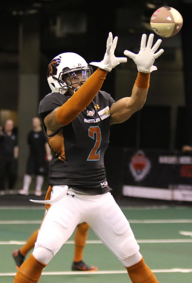 Jamal Miles of the Arizona Rattlers prepares to make a catch