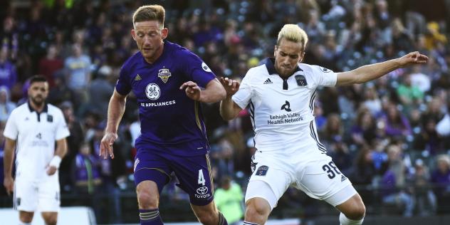 Santi Moar of Bethlehem Steel FC (right) vs. the Louisville City FC