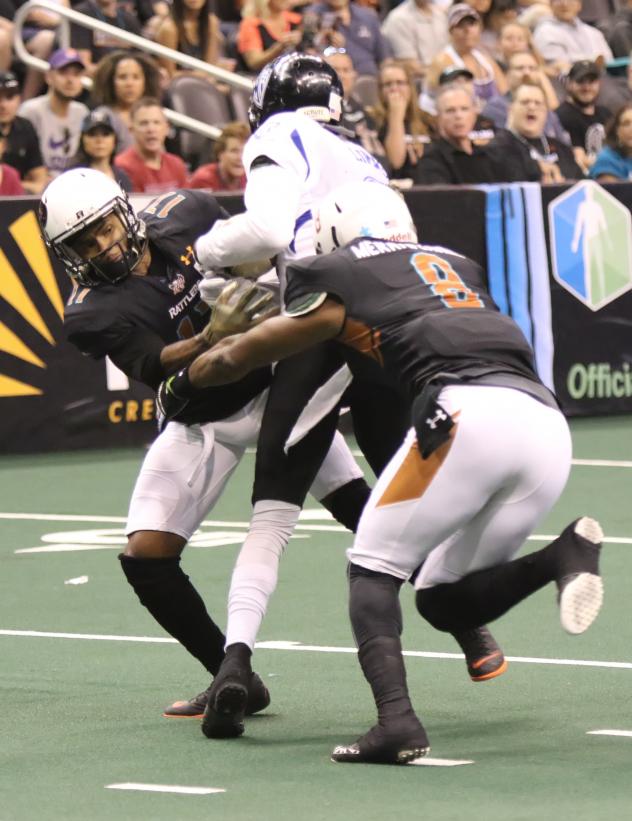 Arizona Rattlers combine to make a tackle