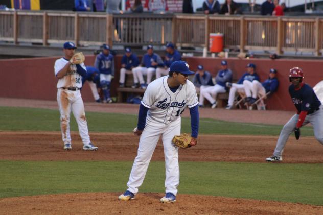 Lexington Legends pitcher Andres Sotillet