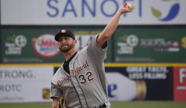 Long Island Ducks pitcher Bennett Parry