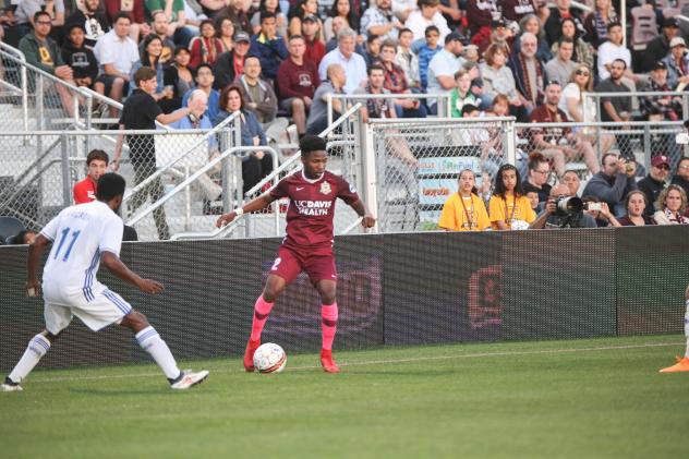 Sacramento Republic FC defender Shannon Gomez vs. Reno 1868 FC