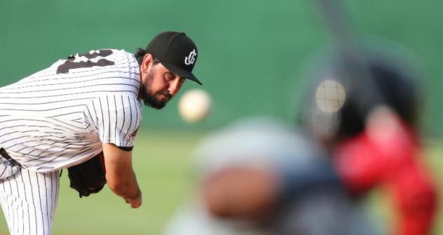 Jackson Generals pitcher Justin Donatella