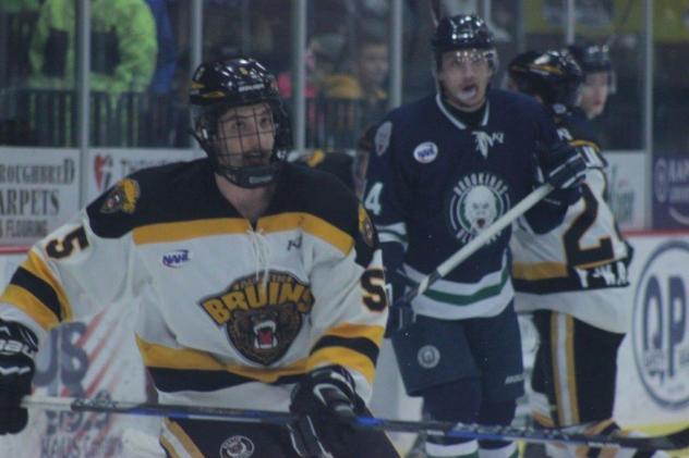 Austin Bruins defenseman Matt Eller