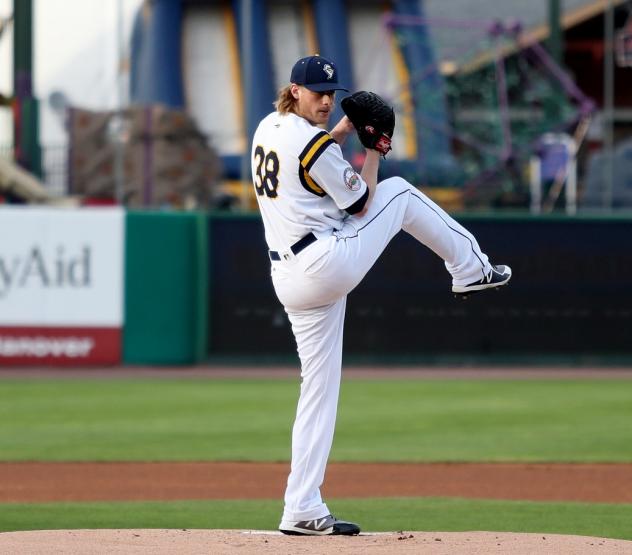 York Revolution pitcher Ross Detwiler prepares to deliver